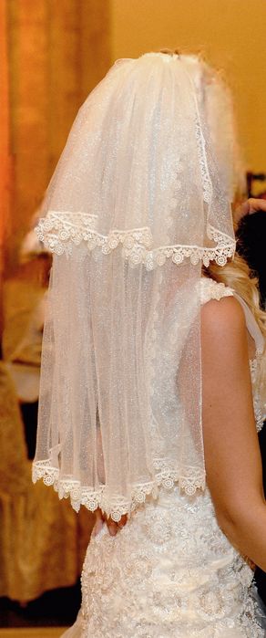 Set rochie mireasa, voal lung spaniol, voal scurt