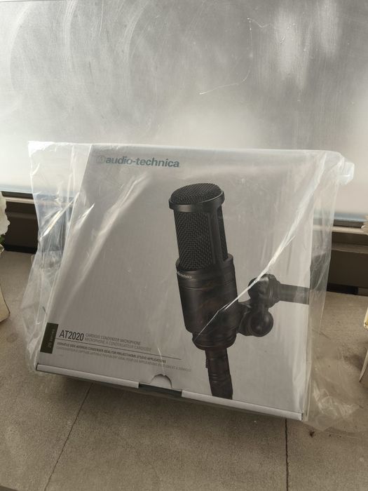 Микрофон студийный audio technica at2020