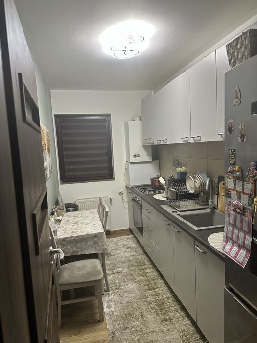 Vand apartament 2 camere