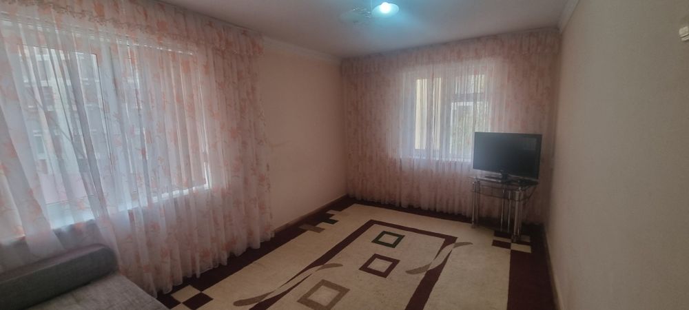 2 хонали квартира ўзоқ муддатга оилага ижарага берилади