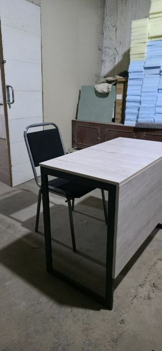 Парта стол стул мебел