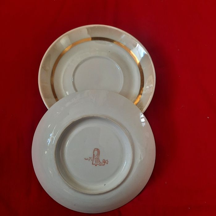 Продам блюдца советских времен!