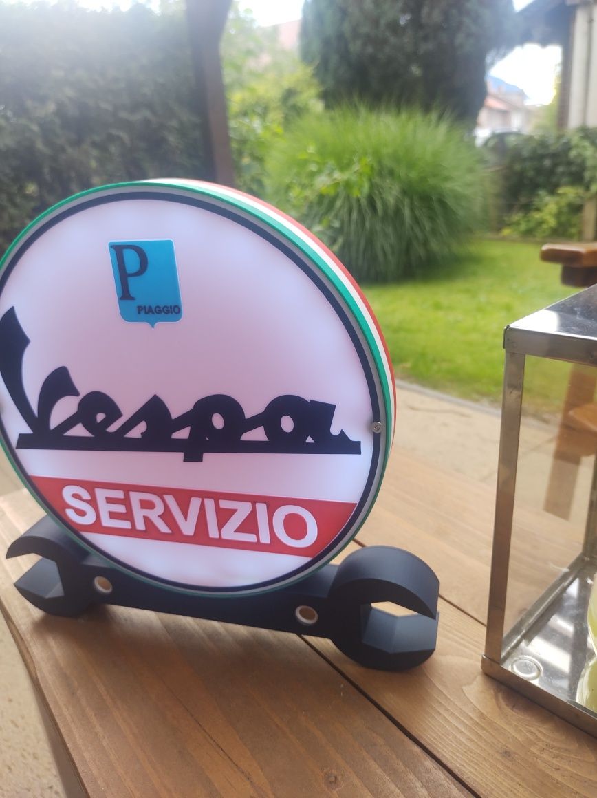 Vespa lampa Led cu breloc magnetic