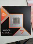 Procesor AMD Ryzen 7 9800X3D AM5