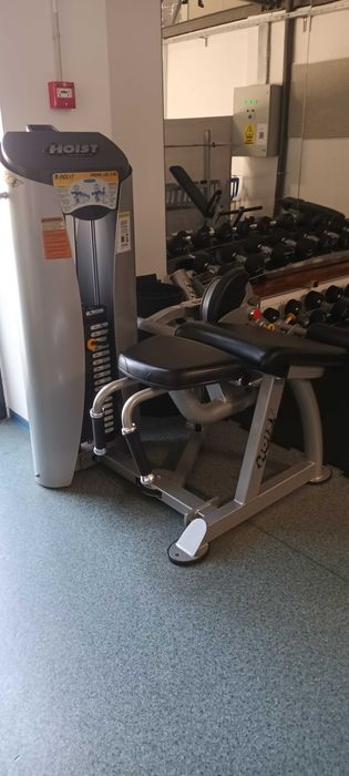Aparate sala fitness complecta echipamente profesionale premium