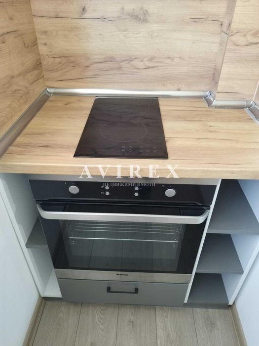 Продава се Двустаен апартамент в Пловдив, Изгрев - 80 кв.м за 1050 €/кв.м - Снимка #3