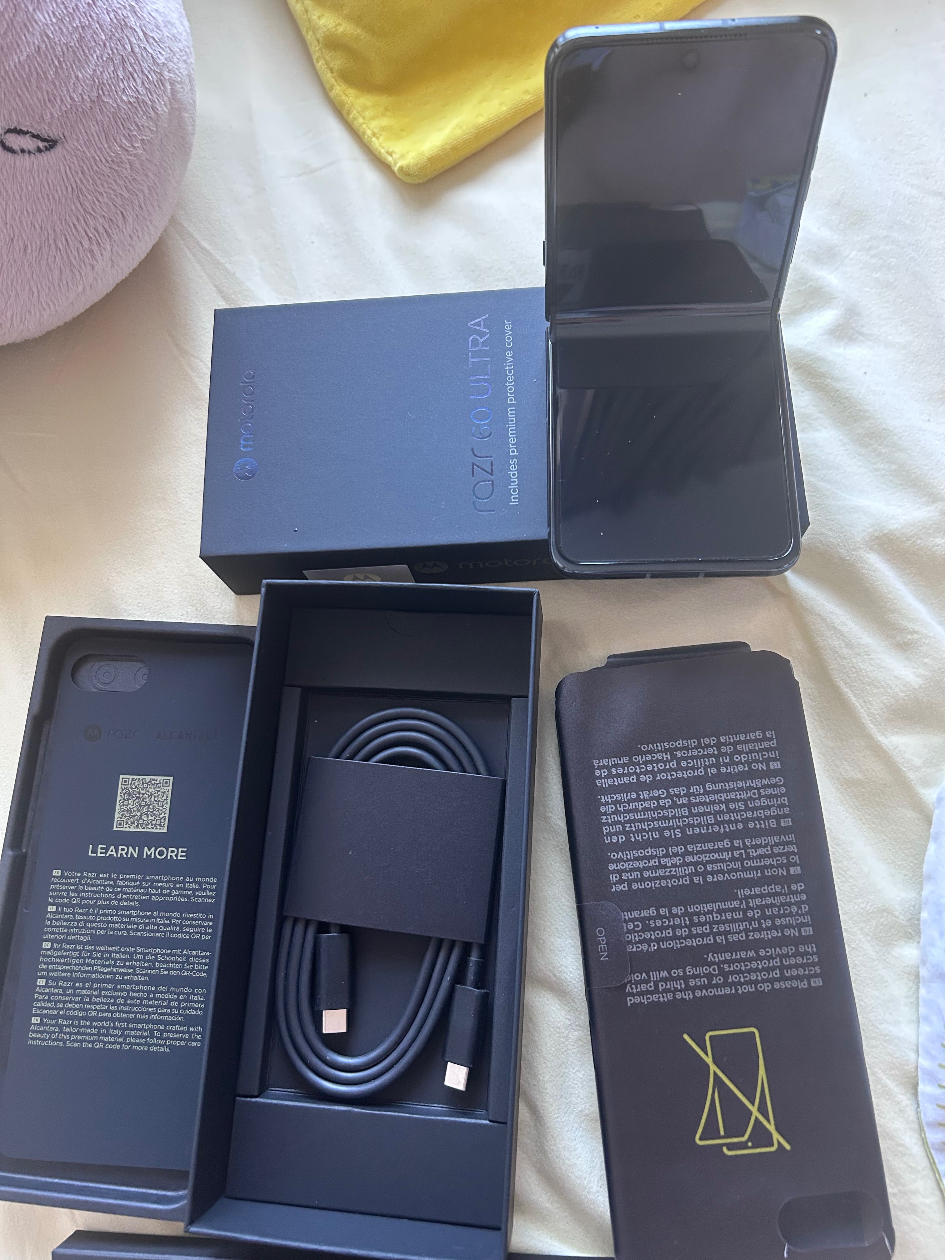 Motorola RAZR 60 Ultra