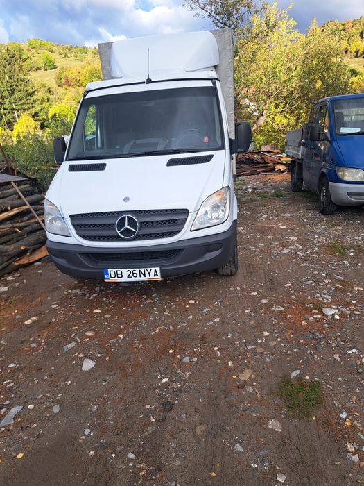 Vand mercedes sprinter  doka 7 locuri din 2011 euro5