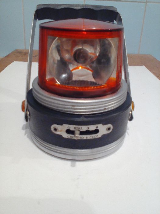 Продавам Нова универсална лампа