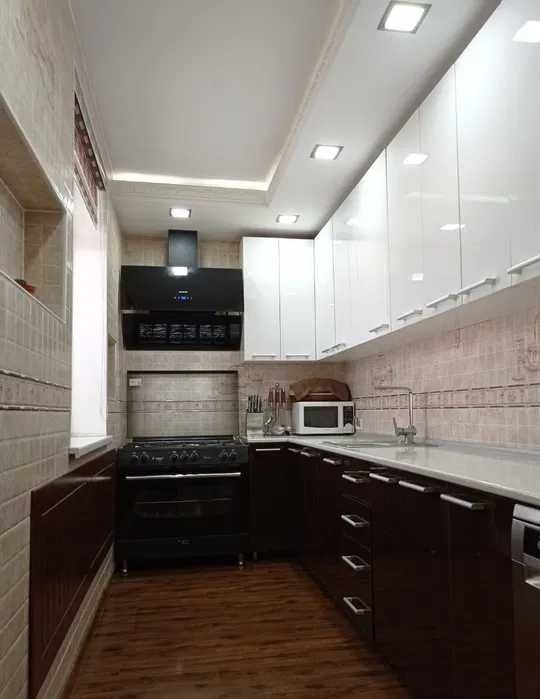 Продается 5 комнатная квартира, Район Сегели 8 А, до метро 1 остановка