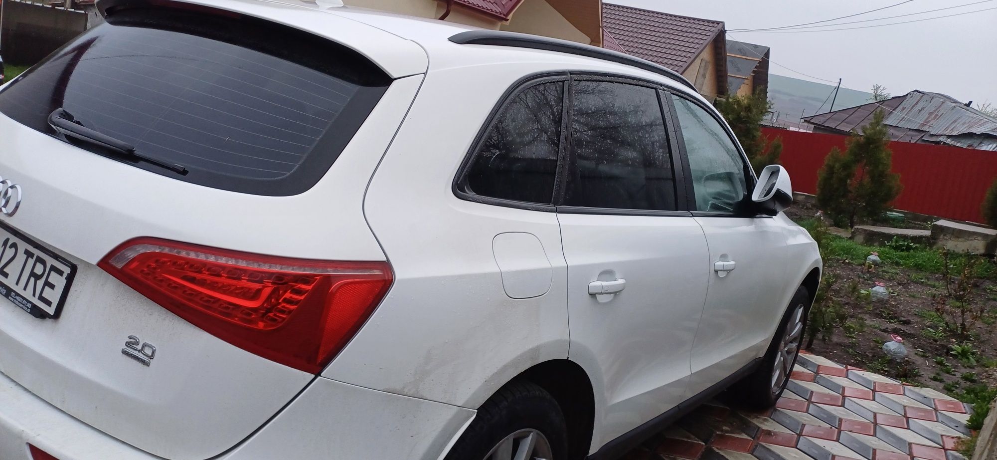 AUDI Q5 2011 10000 EURO Negociabil