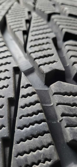 Nokian 235/55/19 r2 suv