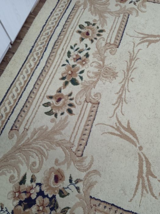 Зал учун ажойиб гилам