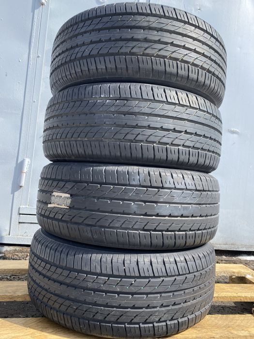 235/50/18 комплект бу TOYO