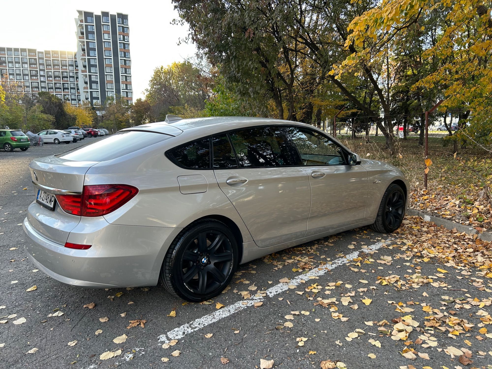 Продавам BMW 530D GT F07 Keyless go / Head-Up / Camera / Comfort Seats
