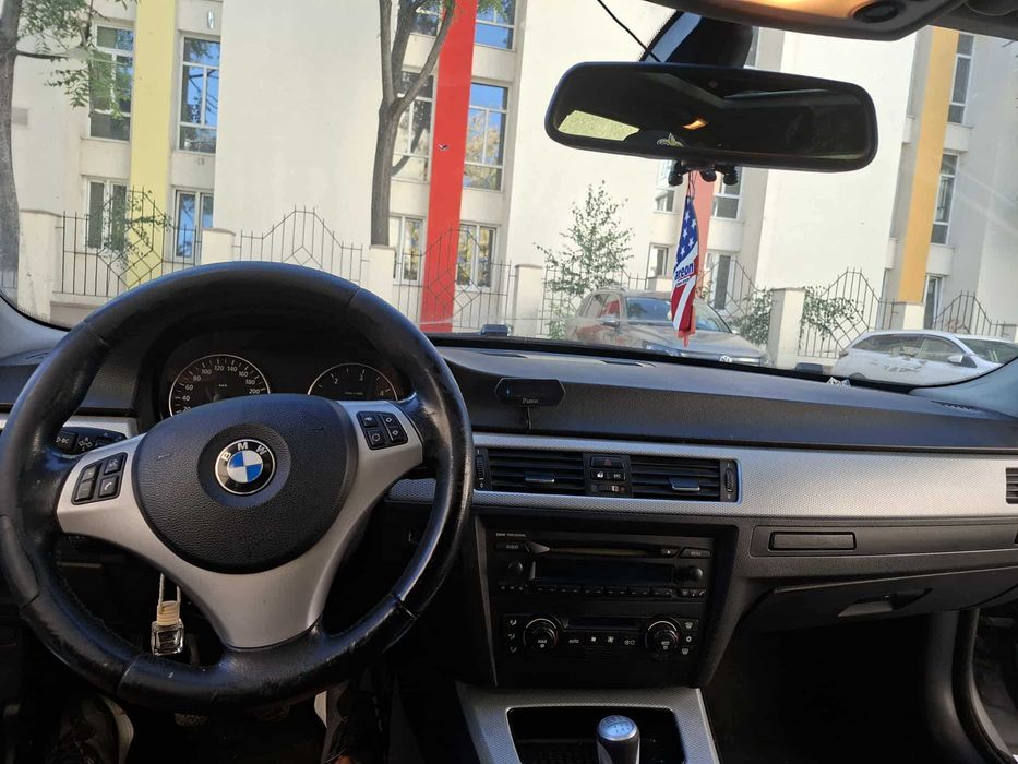 BMW Seria 3  2006 320d panoramic