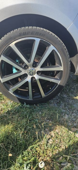 Vând  jante si cauciucuri r18