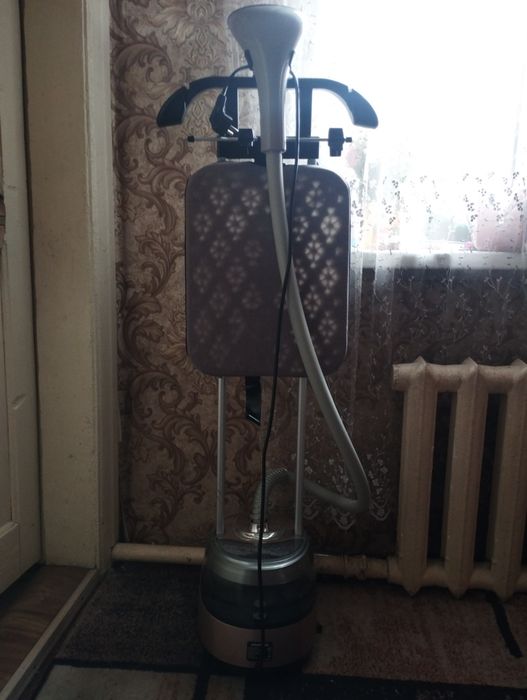 Отпариватель для одежды