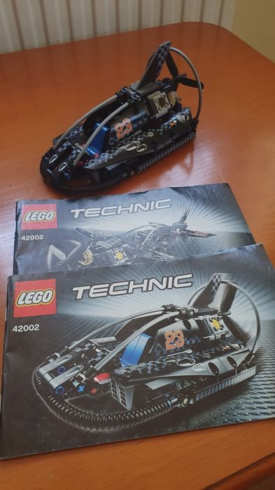 LEGO Technic Hovercraft set 2 in 1