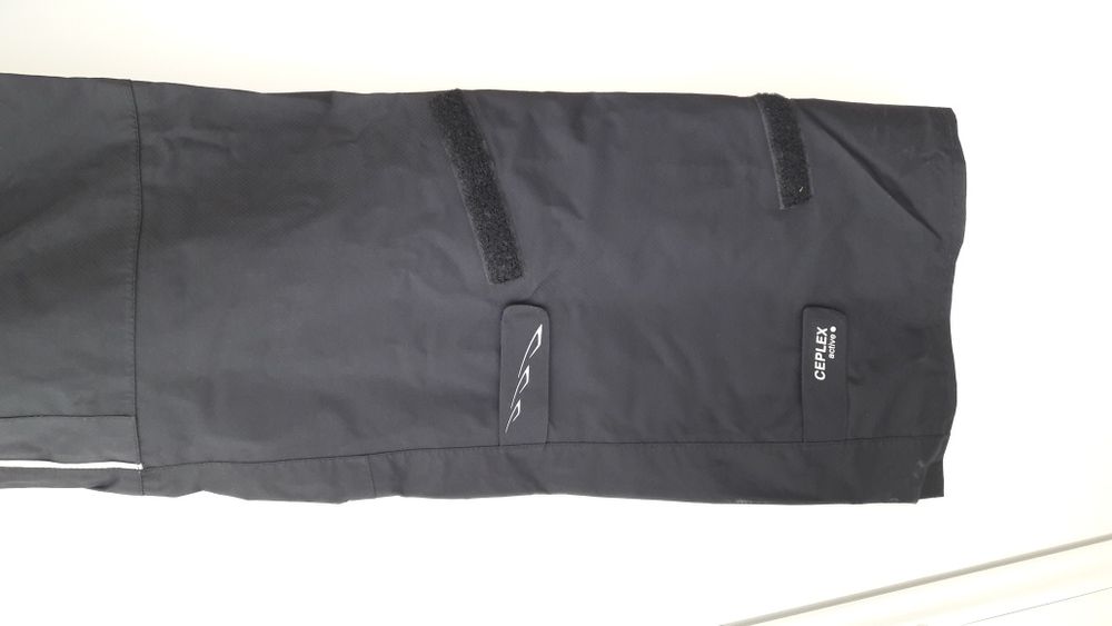 Pantaloni VAUDE impermeabili (schi drumetii montane pescuit)
