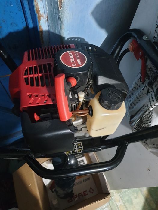 Бензобур для рыбалки