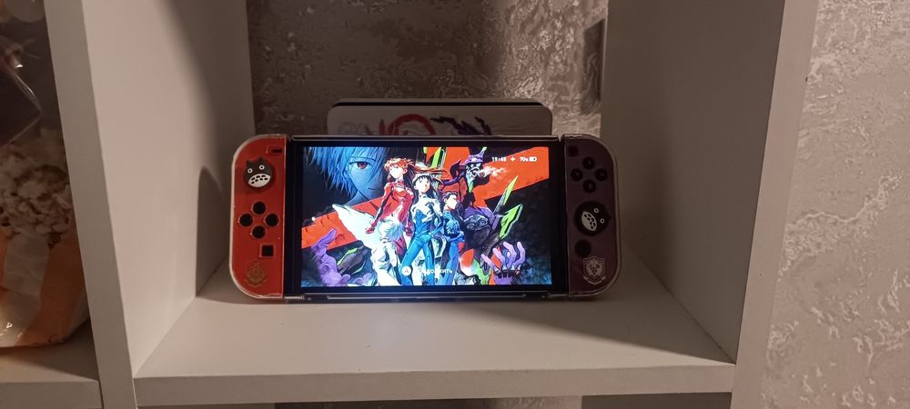 Прошитый Нинтендо свич олед специальное покемон издание