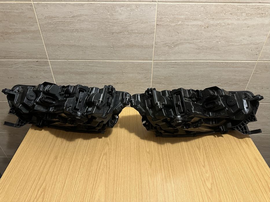 Fariri octavia 4 led ,plus proiector dreapta led