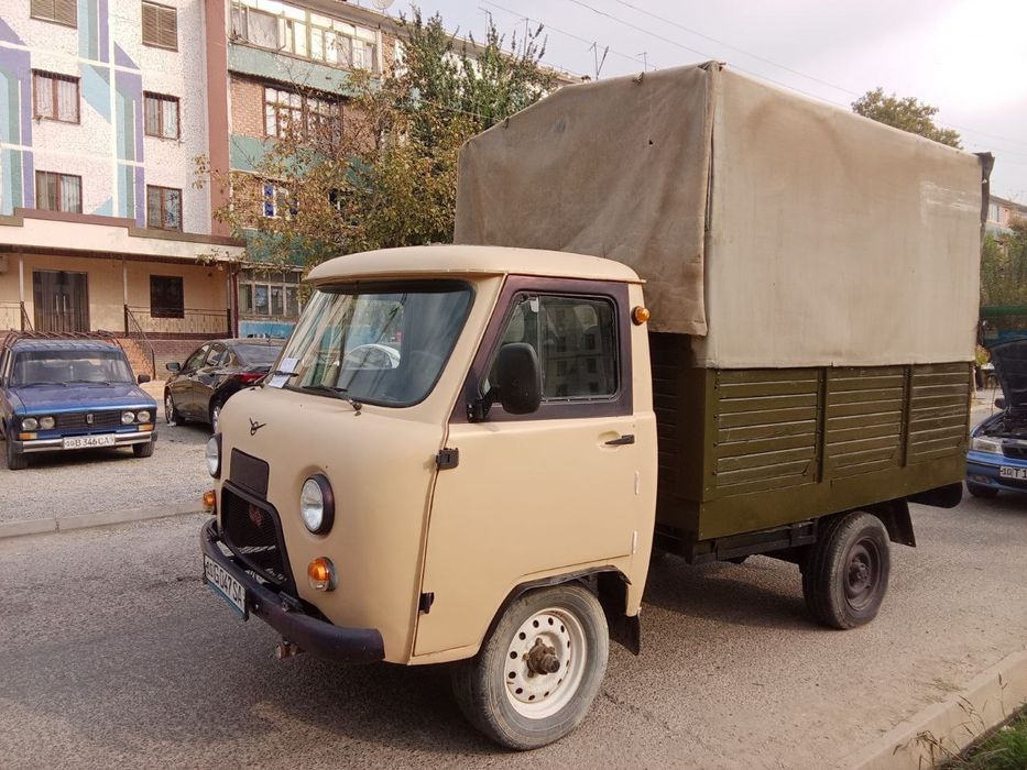UAZ sotiladi 1988 30 million