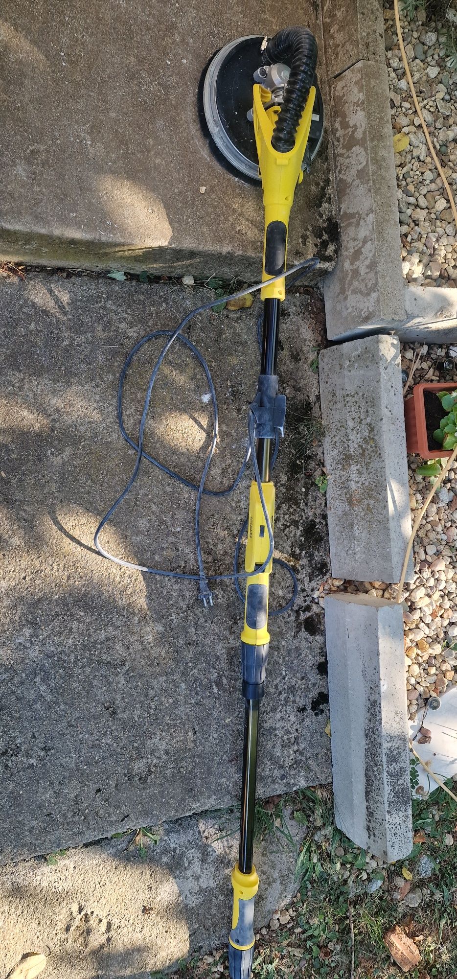 Жираф за шлайфане Stanley SFMEE500S 750W