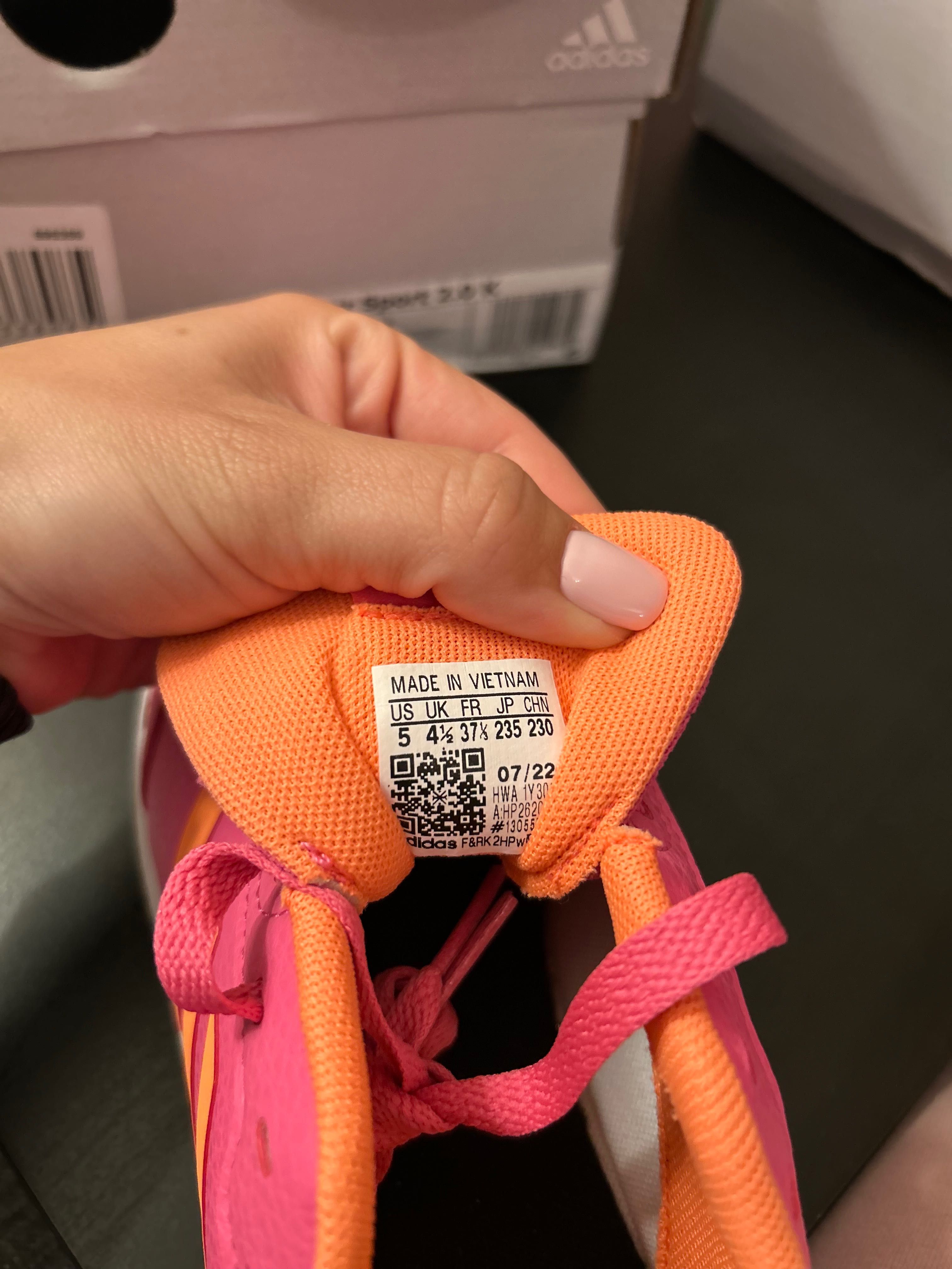 Розови маратонки Adidas