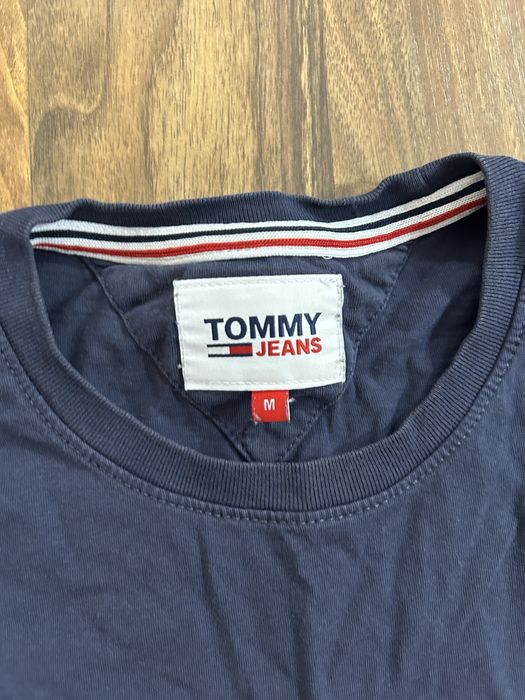 Vand tricou tommy