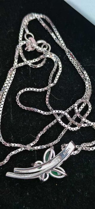 3 lanticuri cu pandantive din argint,noi