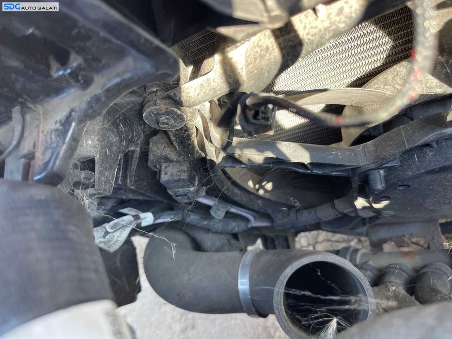 Ventilator Electroventilator Renault Fluence 1.6 DCI 2009 - Prezent Cod 214810898R 214810898 [C7646]