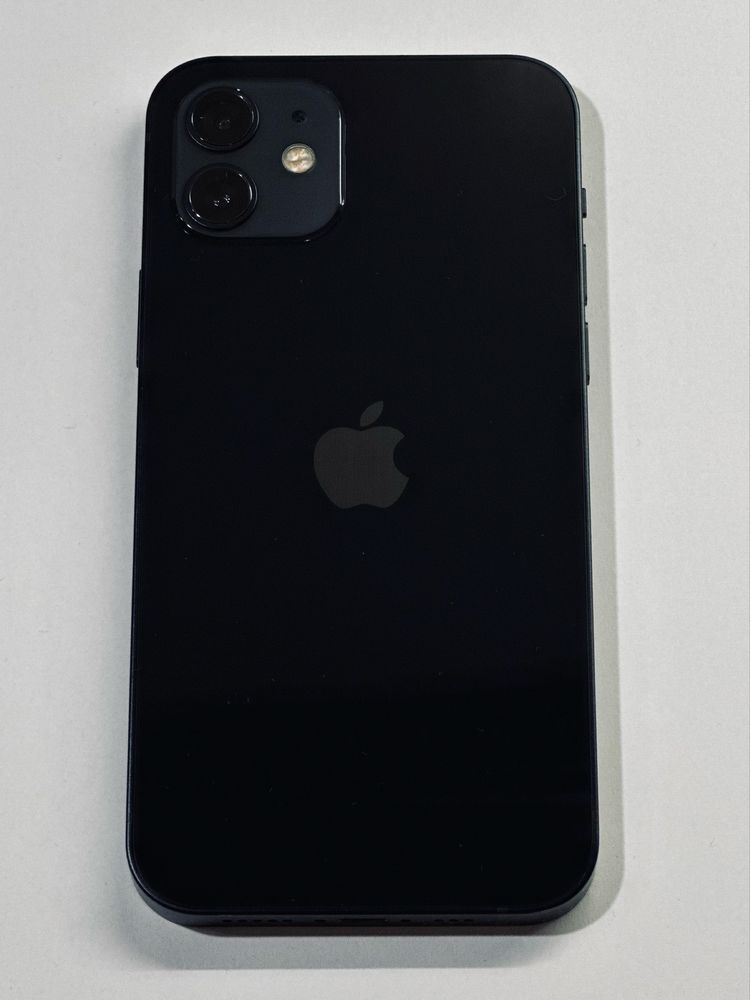 iPhone 12 Black 92% battery