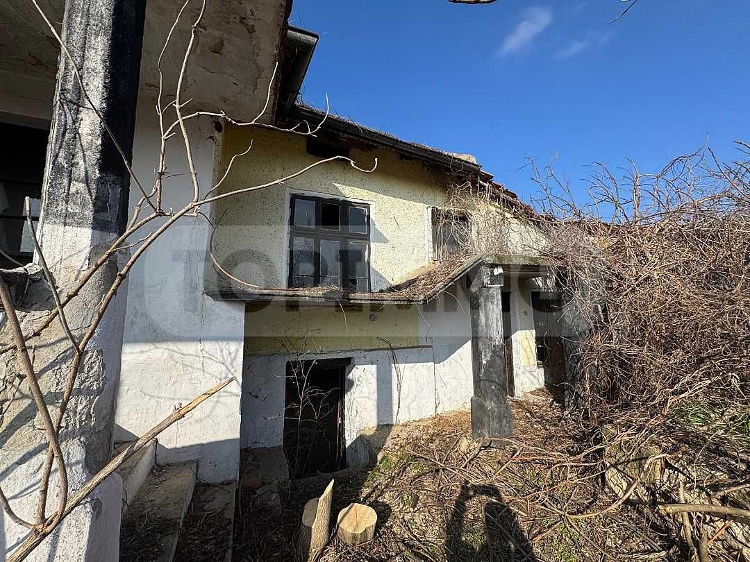 Къща в село Юпер