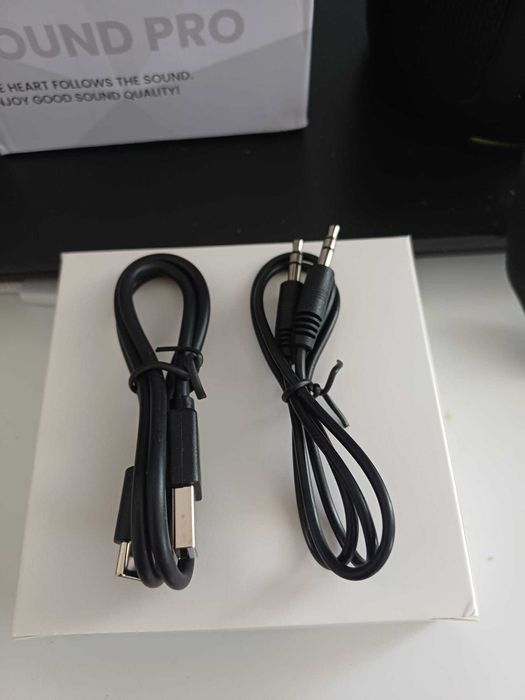 Boxa portabila ,noua,in garantie,bluetooth 5.3,miniSD,USB,TWS,aux