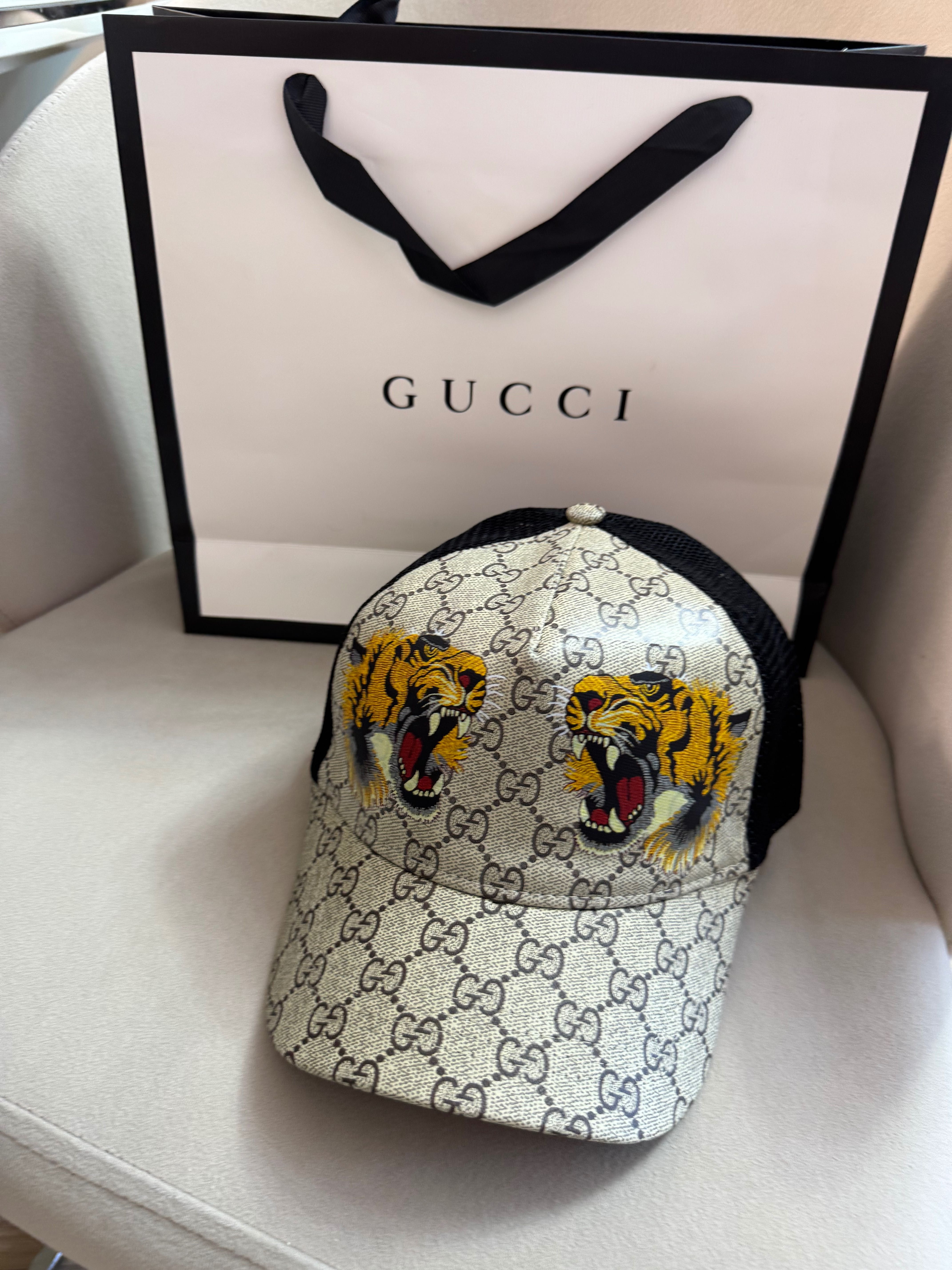 Промо:Gucci-Оригинална чисто нова мъжка лятна  шапка