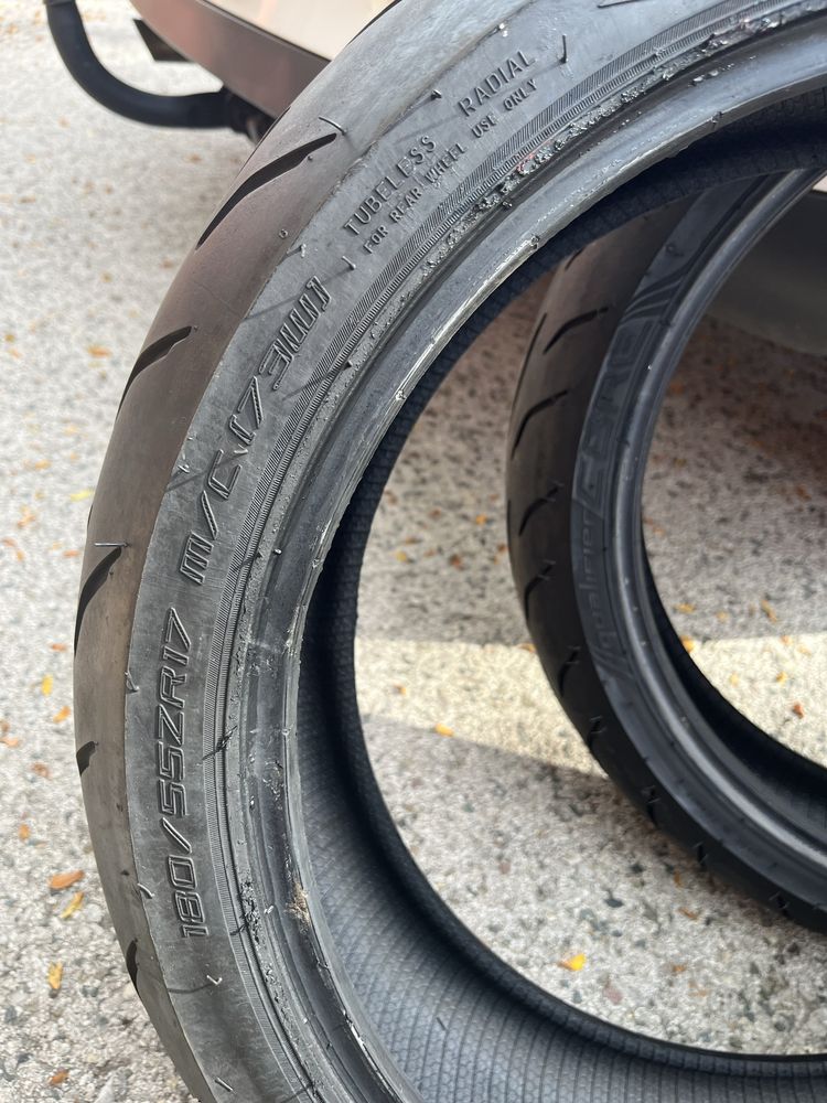 Гуми за мотор Dunlop qualifier core (комплект)