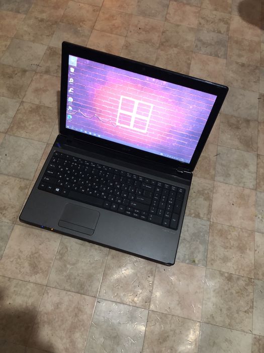 Aser ноутбук продам всё отлично работает срочно Астана звоните