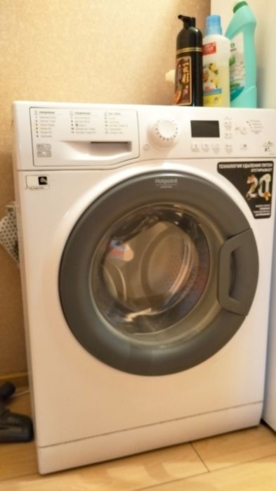 Продам стиральную машинку 30000т