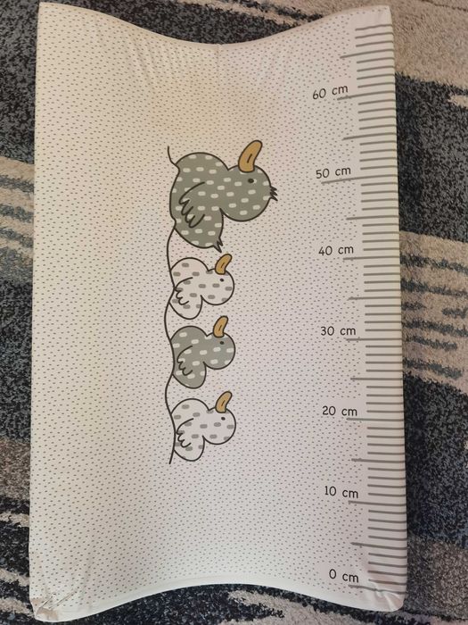 Твърд повивалник