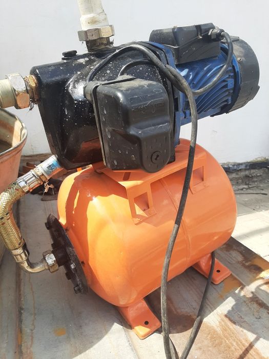 Вакуумный насос..