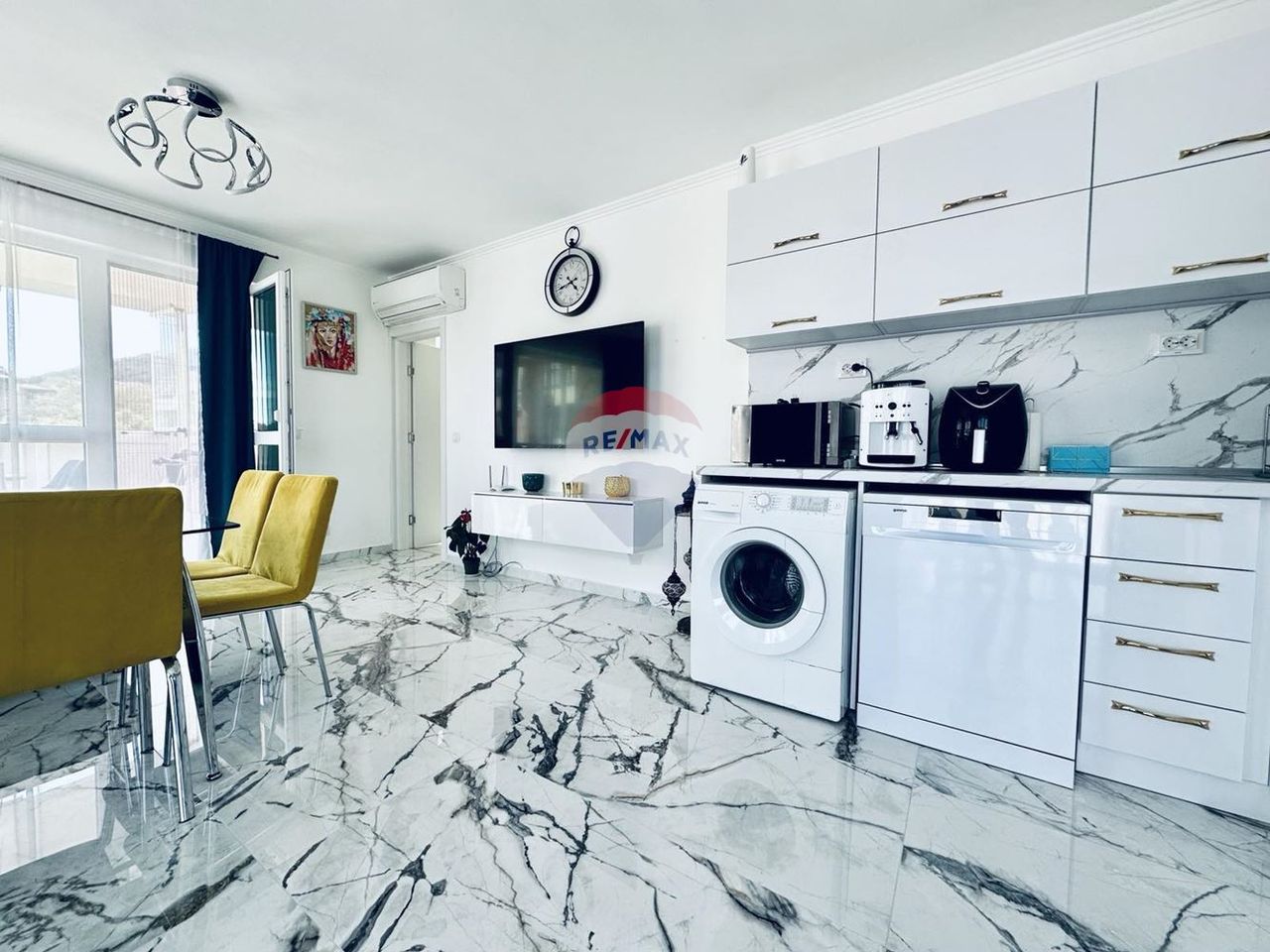Продава се Тристаен апартамент в Балчик - 81 кв.м за 1667 €/кв.м - Снимка #6