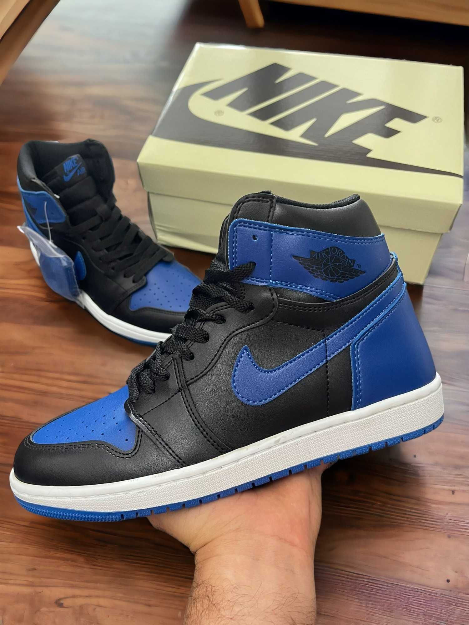 Nike Jordan 1 High Royal Blue