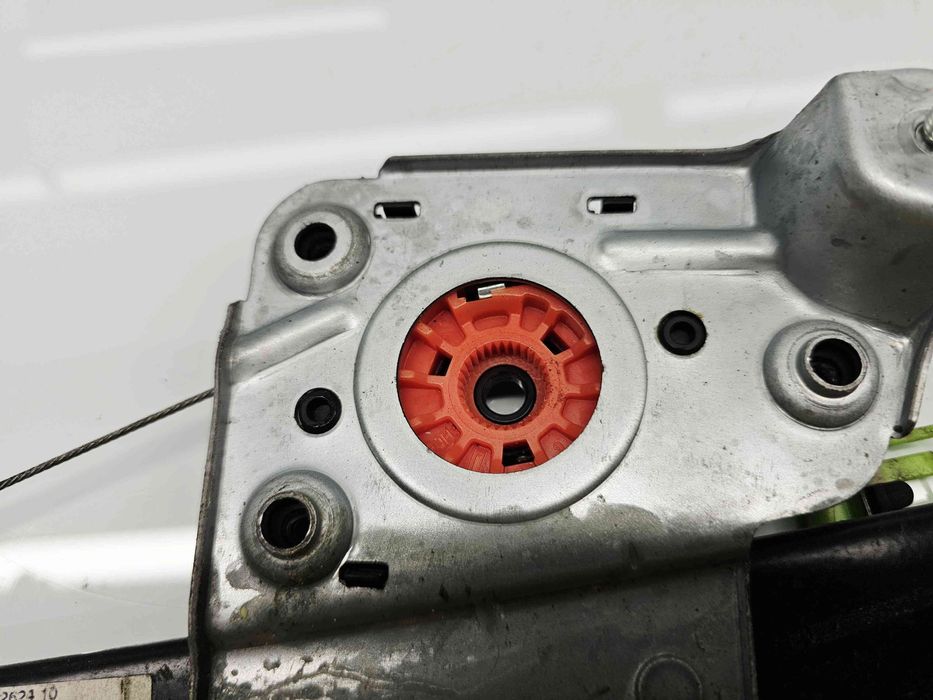 Macara electrica geam dreapta spate Bmw 3 (E90) [Fabr 2005-2011]