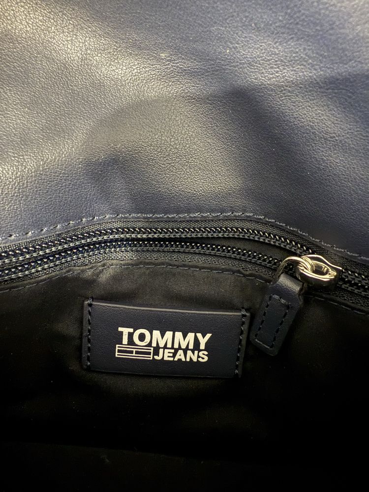 Geanta Tommy Hilfiger