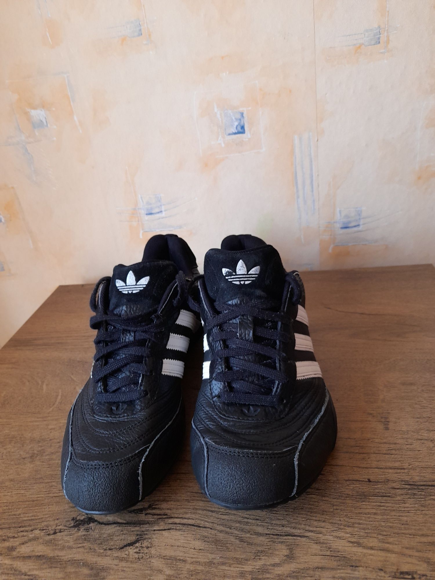 Adidas Goodyear маратонки 37- 38 номер