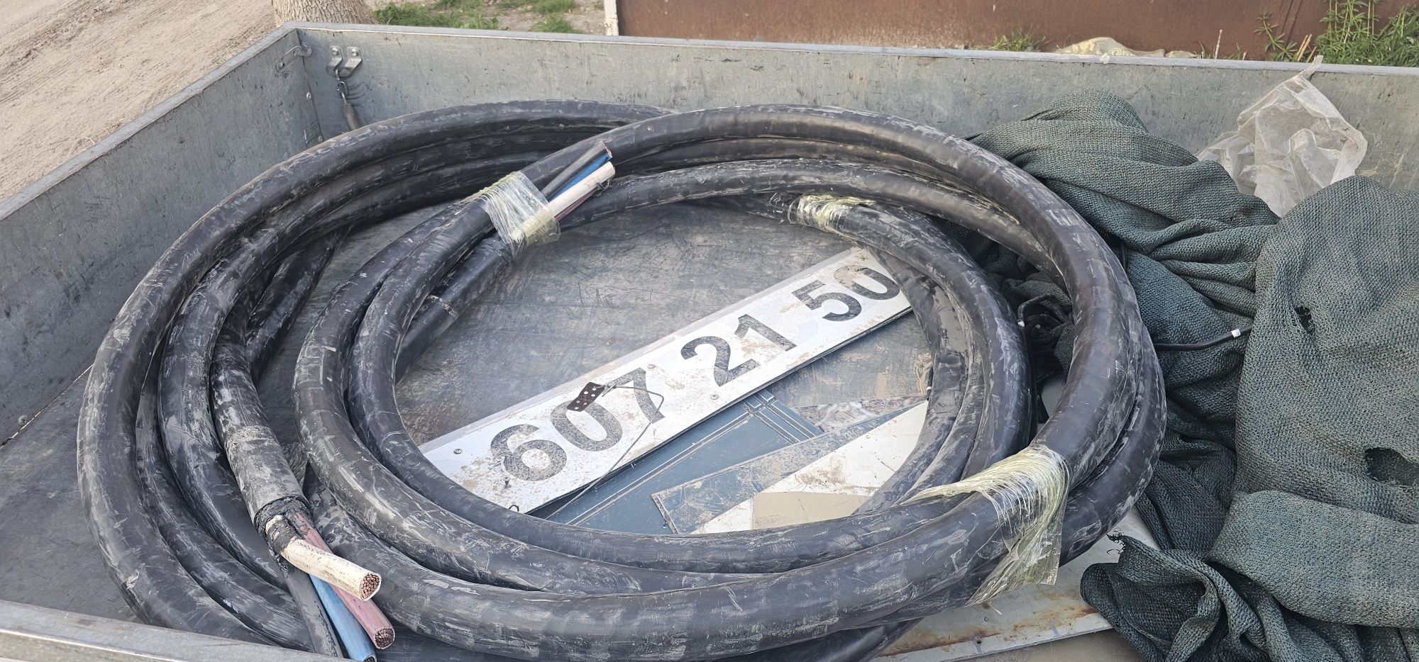 Metallom olamiz. Har xil Metal Metallolom 24/7 Самавывоз