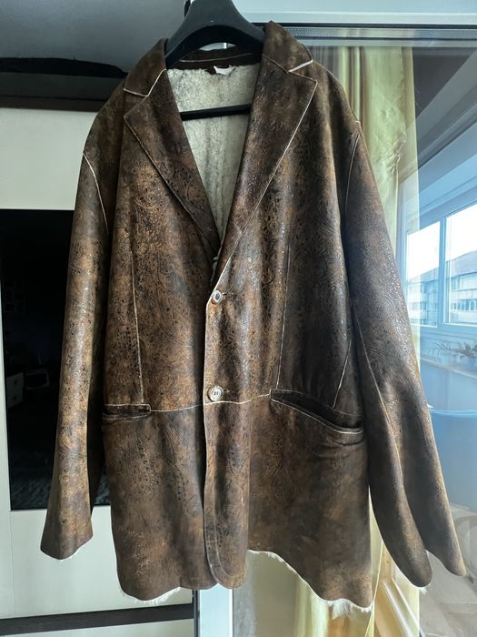 Haina barbateasca , eleganta italiana by Hugo Boss