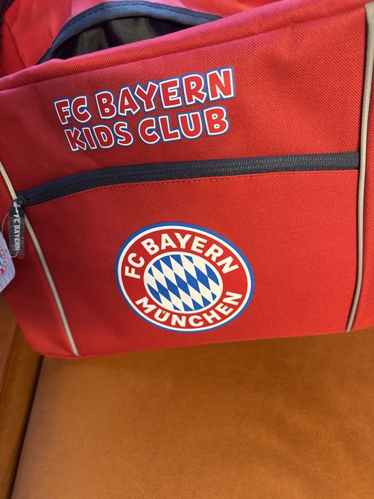 Продавам Сакове на FC BAYERN MUNCHEN